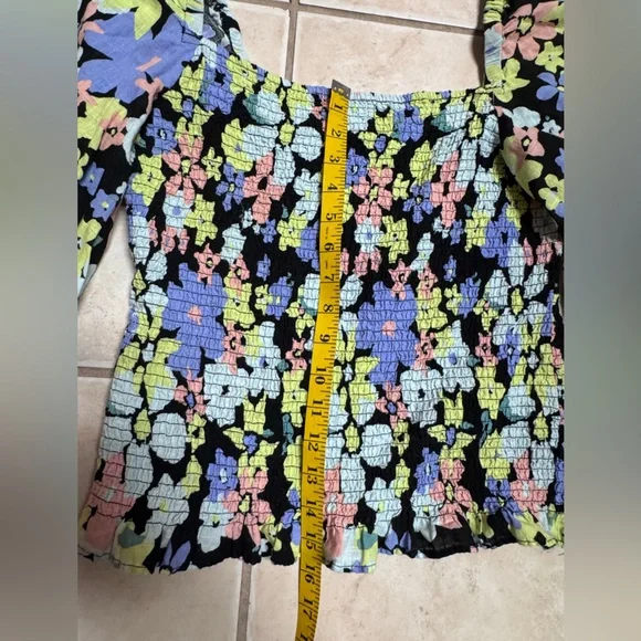 Free People Ariana Smocked Floral Puff Sleeve Smocked Top - Picture 7 of 14